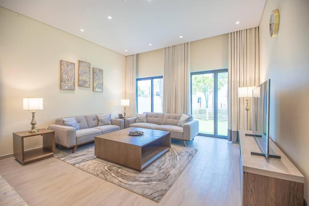 Luxury 3 Bdr Villa By The Sea 54 Fujairah Exterior foto