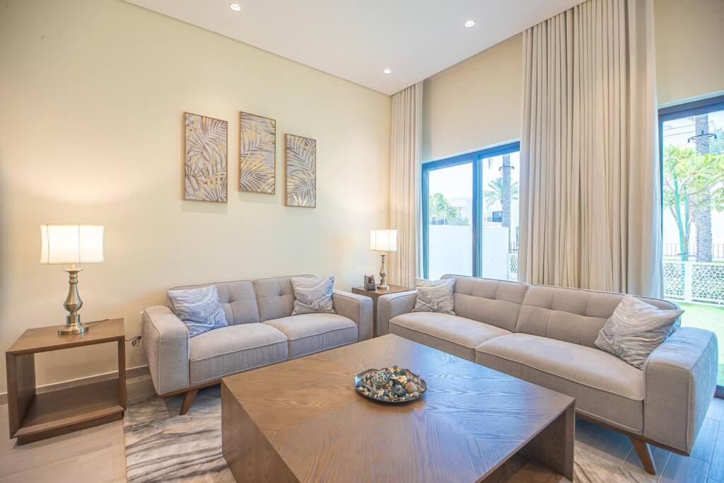 Luxury 3 Bdr Villa By The Sea 54 Fujairah Exterior foto
