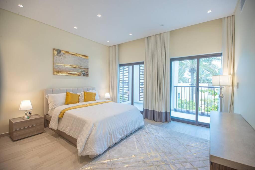 Luxury 3 Bdr Villa By The Sea 54 Fujairah Exterior foto