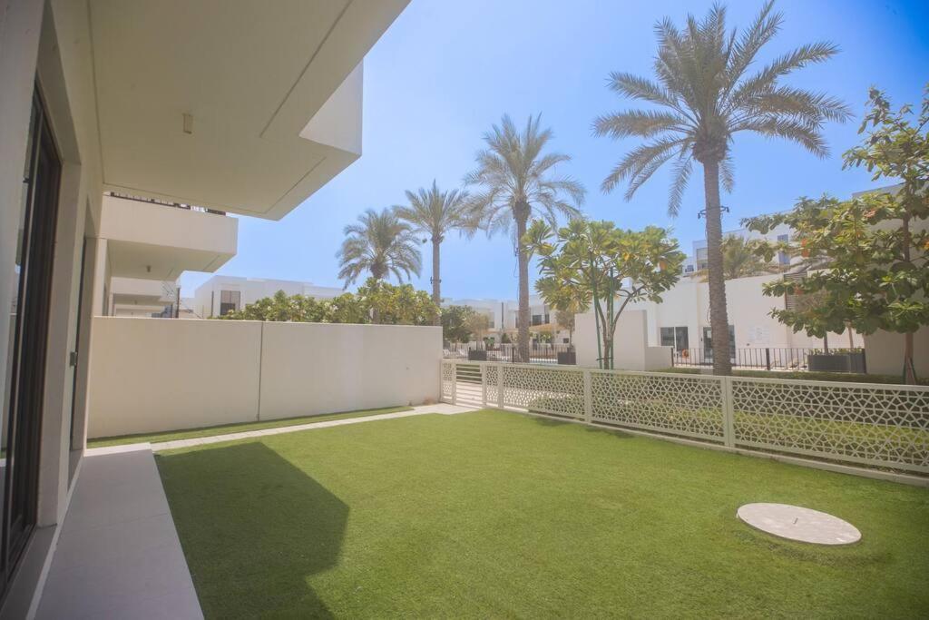 Luxury 3 Bdr Villa By The Sea 54 Fujairah Exterior foto